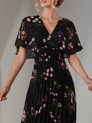 Jolie Moi Charcoal Black Floral Print Chiffon Pleated Dress - Image 3 of 6