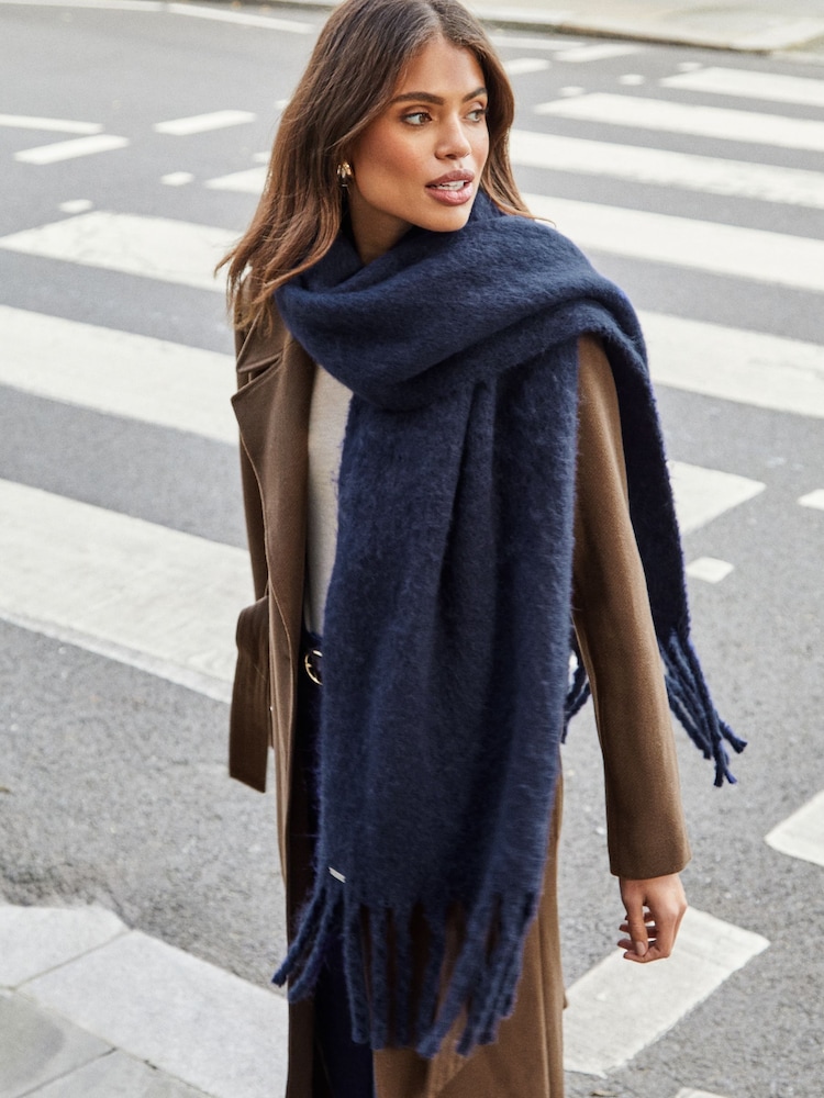 Mornarica - Lipsy Oversized izjemno blago Brushed šal; ruta - Slika 1 iz 4 Mornarica - Lipsy Oversized izjemno blago Brushed šal; ruta - Slika 1 iz 4