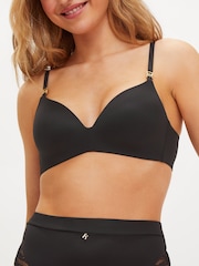 Zwart - KBX Charlotte Brushed Padded T-Shirt Non-Wire Bra - Image 1 of 6