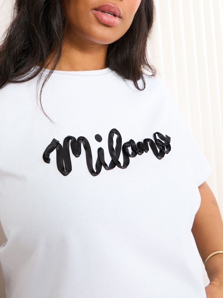 Friends Like These White Curve Short Sleeve Slogan Easy T-Shirt - Image 2 of 4
