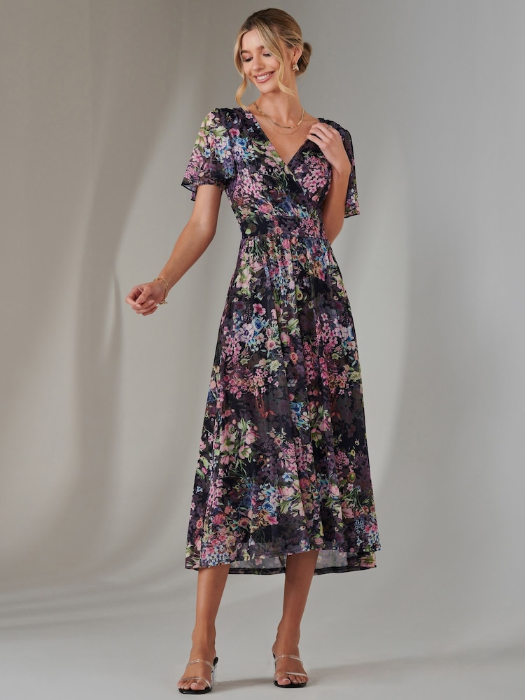 Gelb - Jolie Moi Maxikleid aus Netzstoff mit Wickeldesign am Oberteil und Flügelärmeln - Bild 1 von 7 Gelb - Jolie Moi Maxikleid aus Netzstoff mit Wickeldesign am Oberteil und Flügelärmeln - Bild 1 von 7