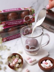Cocoba Belgian Milk Hot Chocolate Bombes, Flakes & Sea Salt Caramel Spoons Gift Set - Image 3 of 7