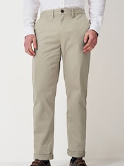 Бежевый - Прямые брюки чинос Crew Clothing - Image 2 of 7
