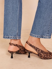 Živalski vzorec v nevtralni - Friends Like These Pointed Toe High Vamp Slingback Low čevlji z visoko peto salonar - Slika 3 iz 4