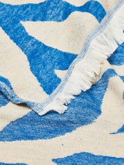 Oliver Bonas Blue Nias Coral Jacquard Throw - Image 4 of 4