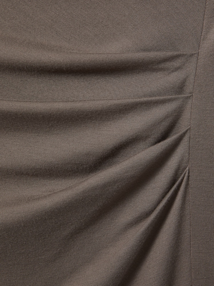 Vestido a media pierna de punto fruncido Leonore de Reiss - Imagen 6 de 6 Vestido a media pierna de punto fruncido Leonore de Reiss - Imagen 6 de 6