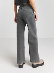 Simply Be Black Bleach Wash 00s Wide Leg Jeans - Image 3 of 4