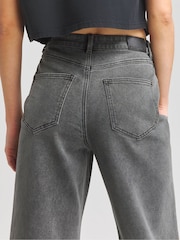 Simply Be Black Bleach Wash 00s Wide Leg Jeans - Image 4 of 4