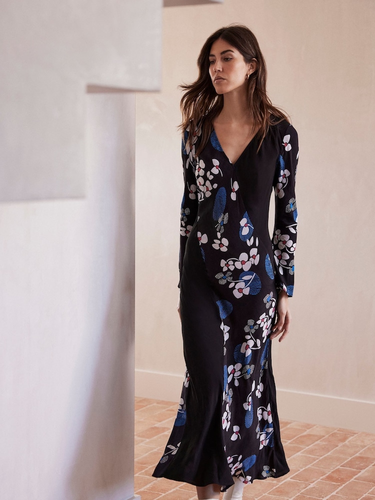 Mint Velvet Black Floral Midi Dress - Image 3 of 3 Mint Velvet Black Floral Midi Dress - Image 3 of 3