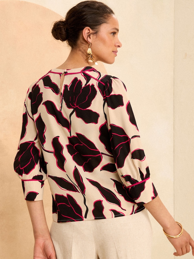 Love & Roses Floral Black/Pink Animal Tipped Crew Neck Long Sleeve Blouse - Image 2 of 4