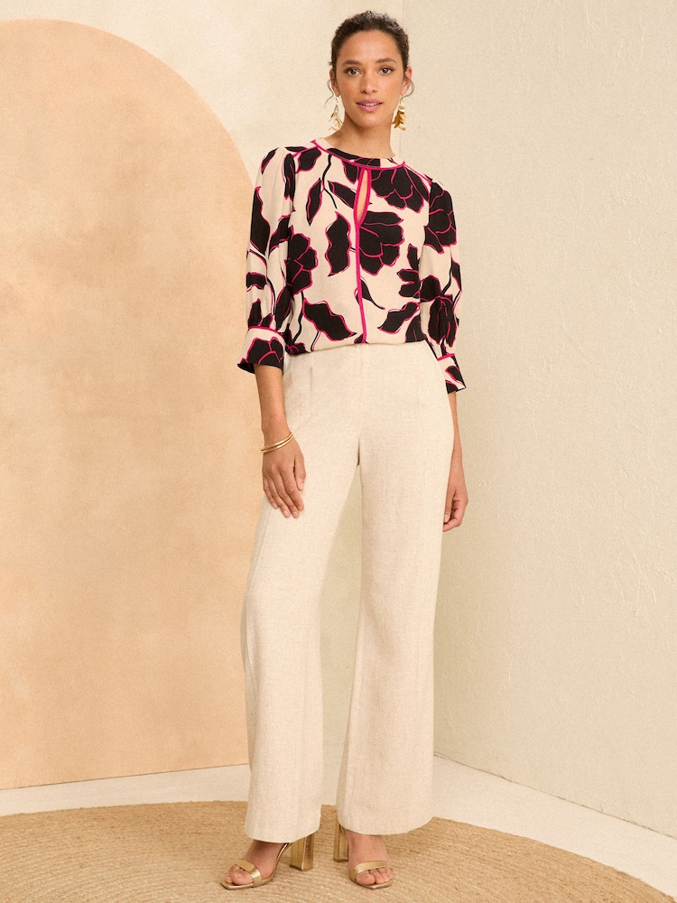 Love & Roses Floral Black/Pink Animal Tipped Crew Neck Long Sleeve Blouse - Image 4 of 4