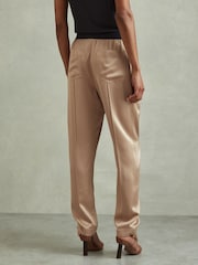 Reiss Champagne Elea Satin Elasticated Tapered Trousers - Image 5 of 6