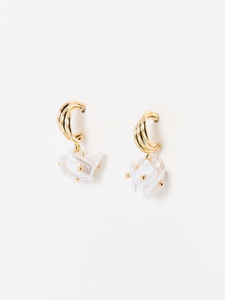 Oliver Bonas White Pearl Cluster Coralie Hoop Drop Earrings - Image 2 of 7
