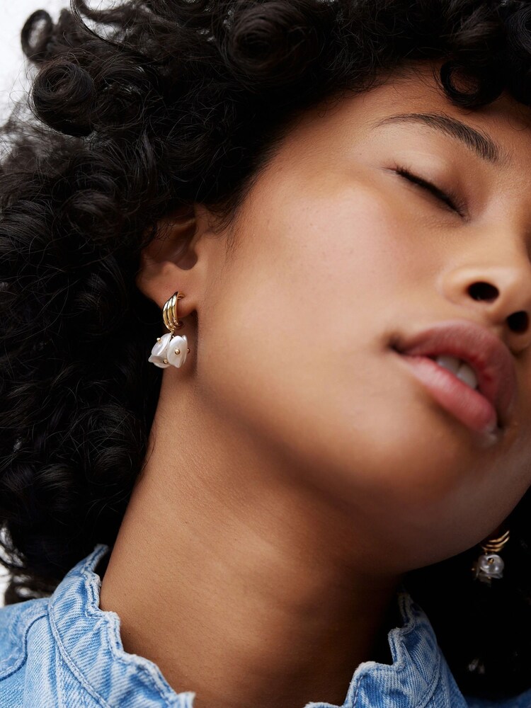 Oliver Bonas White Pearl Cluster Coralie Hoop Drop Earrings - Image 7 of 7