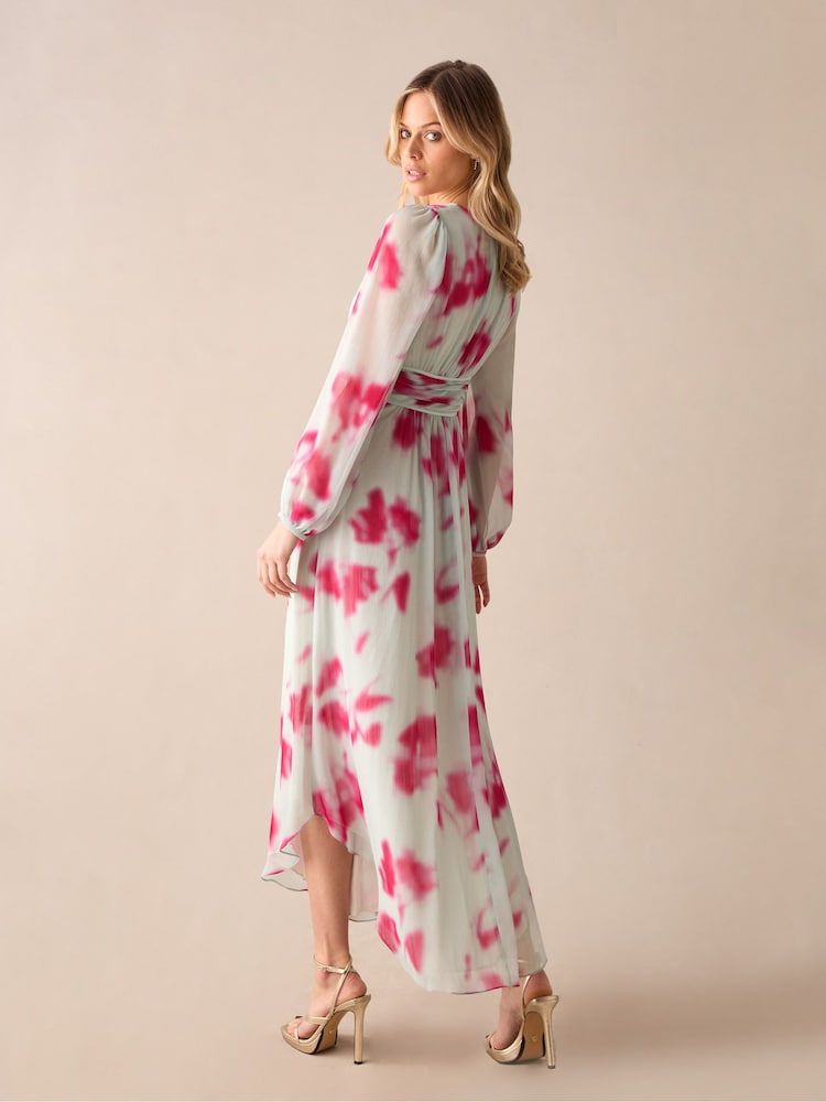 Ro&Zo White Petite Stephanie Blurred Floral Midaxi Dress - Image 2 of 4