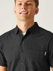 Regatta Black Mens Mindano IX Short Sleeve Shirt - Image 3 of 7
