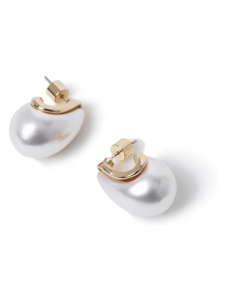 Aela Pearl Teardrop Earrings - Image 2 of 3