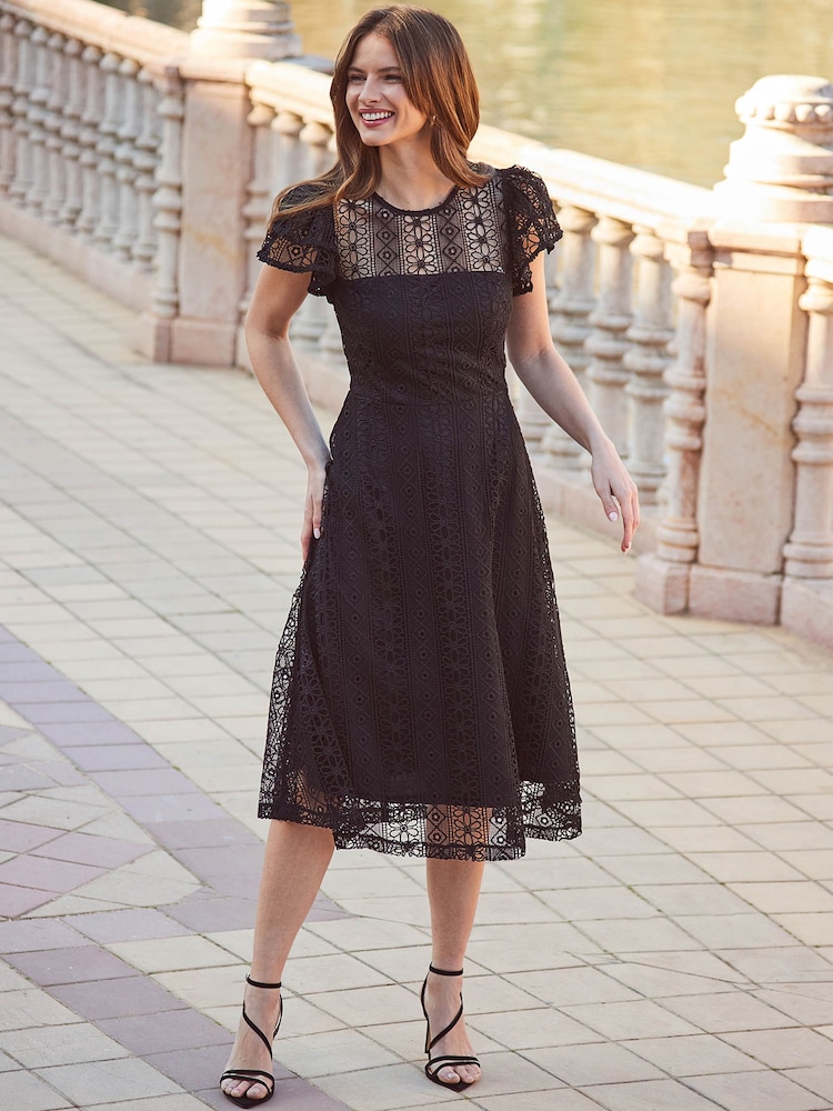 Sosandar Black Broderie Flutter Sleeve Midi Dress - Image 2 of 5