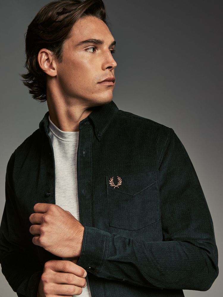 NIGHT Grøn - Fred Perry Corduroy Button Down Skjorter - Image 4 of 6