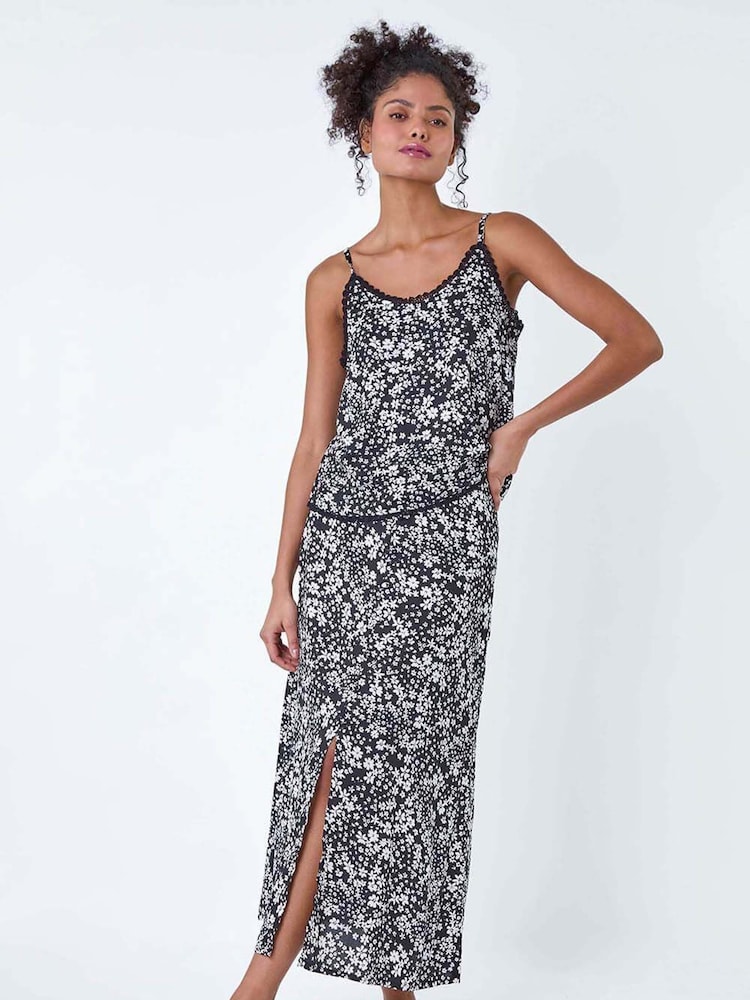 Dusk Black Ditsy Floral Button Detail Midi Skirt - Image 2 of 5