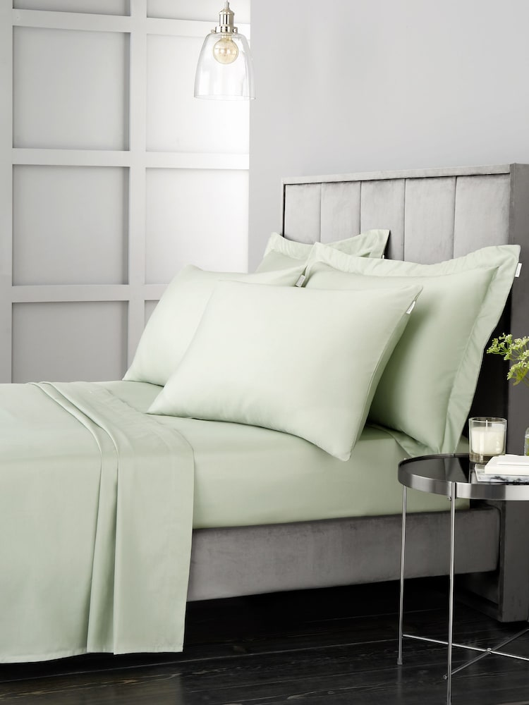 Bianca Set of 2 Green 400 Thread Count 100% Cotton Sateen Pillowcases - Image 4 of 4
