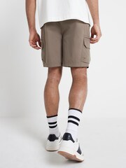 River Island Brown Regular Fit Cargo Shorts - Image 3 of 4