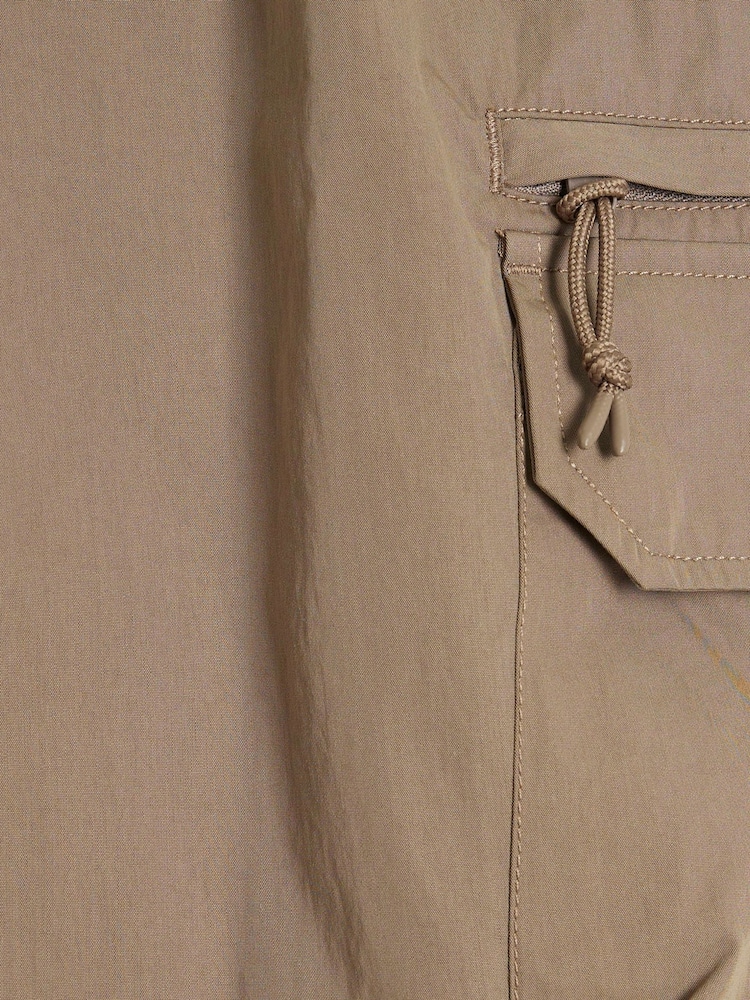 River Island Brown Regular Fit Cargo Shorts - Image 4 of 4