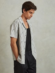 Reiss Ecru/Navy Enzzo Jacquard Cuban Collar Shirt - Image 1 of 4