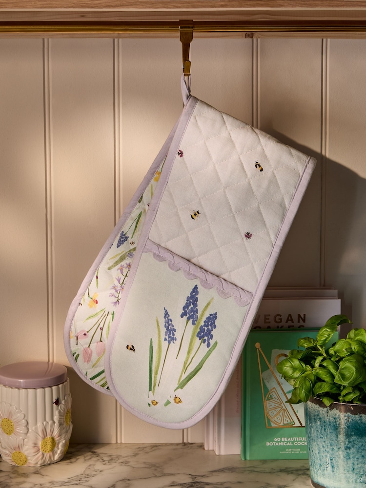 Lilac Purple Lila Floral Double Oven Gloves - Image 2 of 4