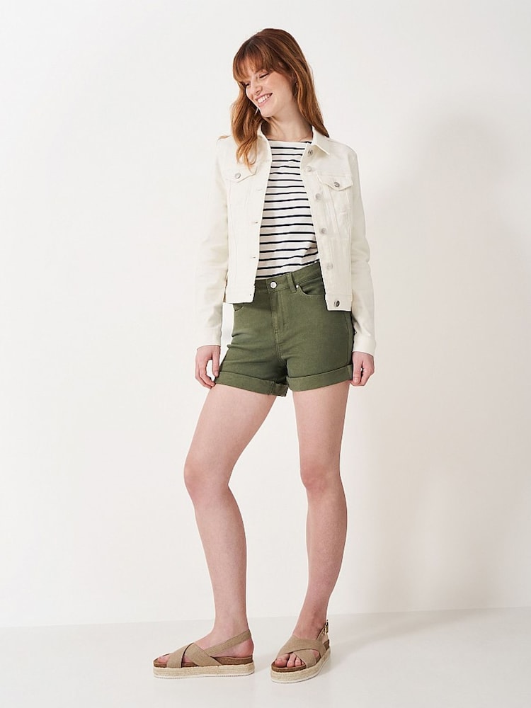 Grün - Crew Clothing – einfarbige, figurbetonte Shorts aus Baumwolle mit Umschlag - Bild 1 von 4 Grün - Crew Clothing – einfarbige, figurbetonte Shorts aus Baumwolle mit Umschlag - Bild 1 von 4