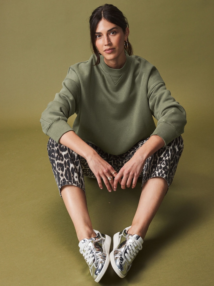 Olive Green Oversized Relaxed Fit Heavyweight Brushed Longline Crew Neck Sweatshirt - Image 3 of 8