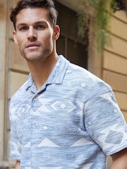 Threadbare Blue Blend Zig Zag Revere Collar Short Sleeve Shirt - Image 4 of 4