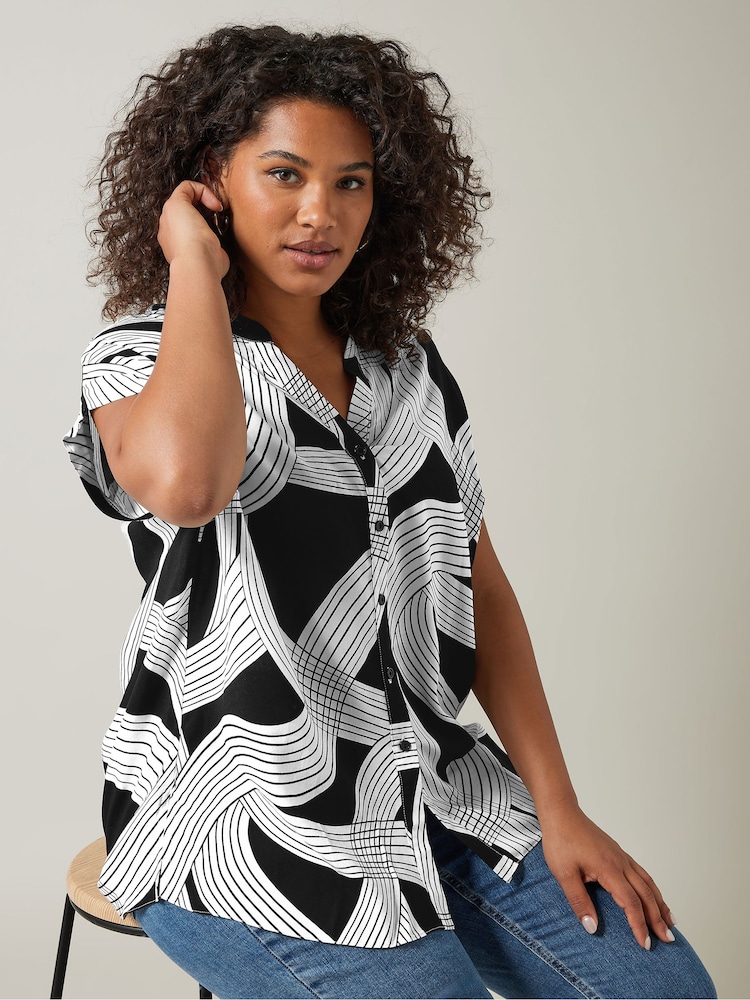 Evans Curve Linear Print Black Blouse - Image 1 of 6