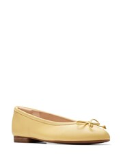 Clarks Yellow Standard Fit (D) Leather Fawna Lily Shoes - Image 3 of 8