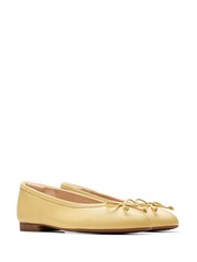 Clarks Yellow Standard Fit (D) Leather Fawna Lily Shoes - Image 4 of 8