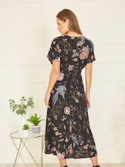 Yumi Black Viscose Bird and Floral Print Kimono Midi Dress - Image 2 of 5