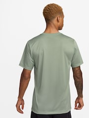 Nike Jade Horizon Dri-FIT Legend Training T-Shirt - Image 2 of 3