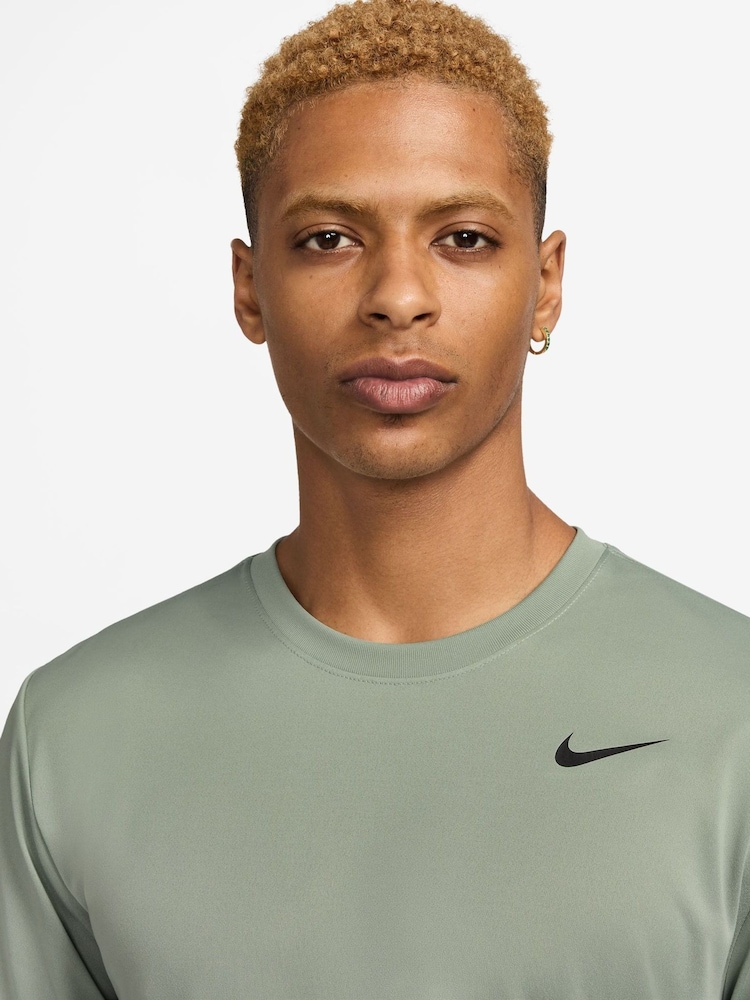 Nike Jade Horizon Dri-FIT Legend Training T-Shirt - Image 3 of 3