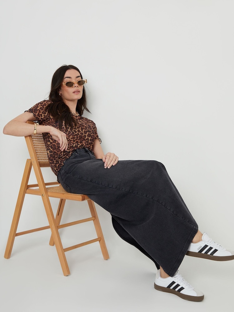 Threadbare Animal Leopard Print Short Sleeve Sheer Mesh T-Shirt - Image 9 of 10