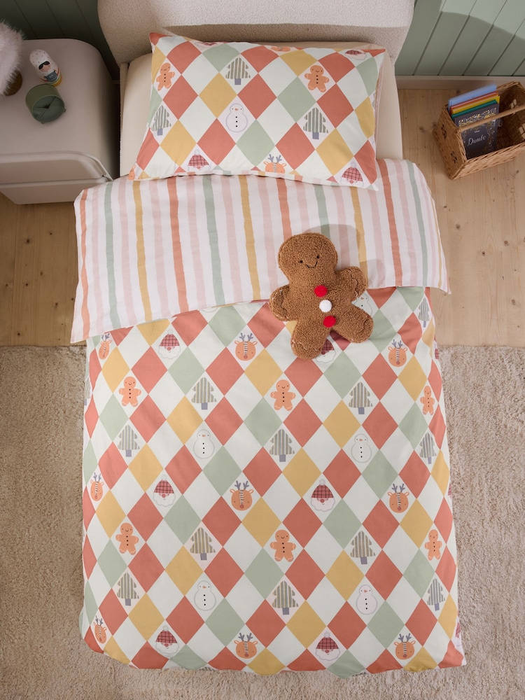 Santa & Friends Harlequin Christmas Duvet Cover and Pillowcase Set - Image 2 of 9