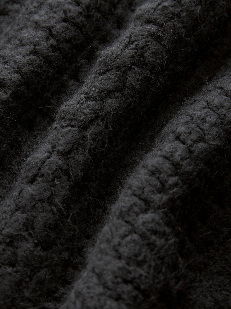 Black Sleeveless Knitted Vest Tank Top - Image 7 of 7