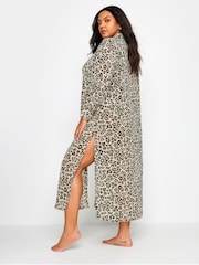 Yours Curve Animal Longline Leopard Print Beach Shirt - Image 3 of 5