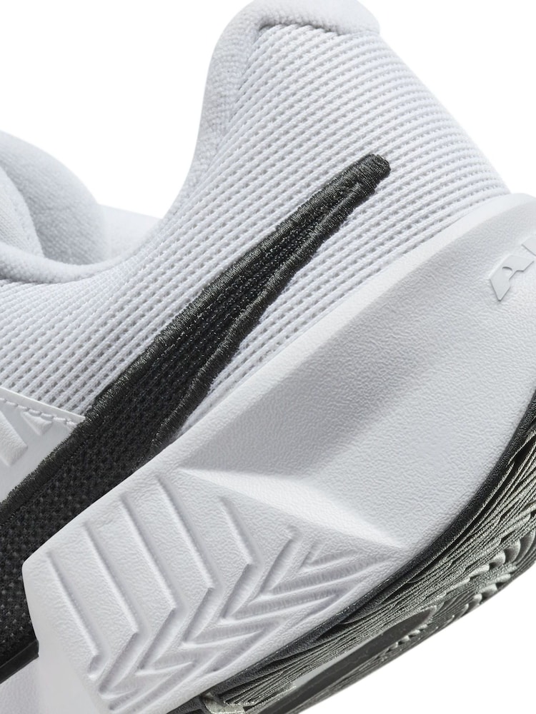 Nike White GP Challenge Pro Hard Court Tennis Trainers - Image 11 of 11