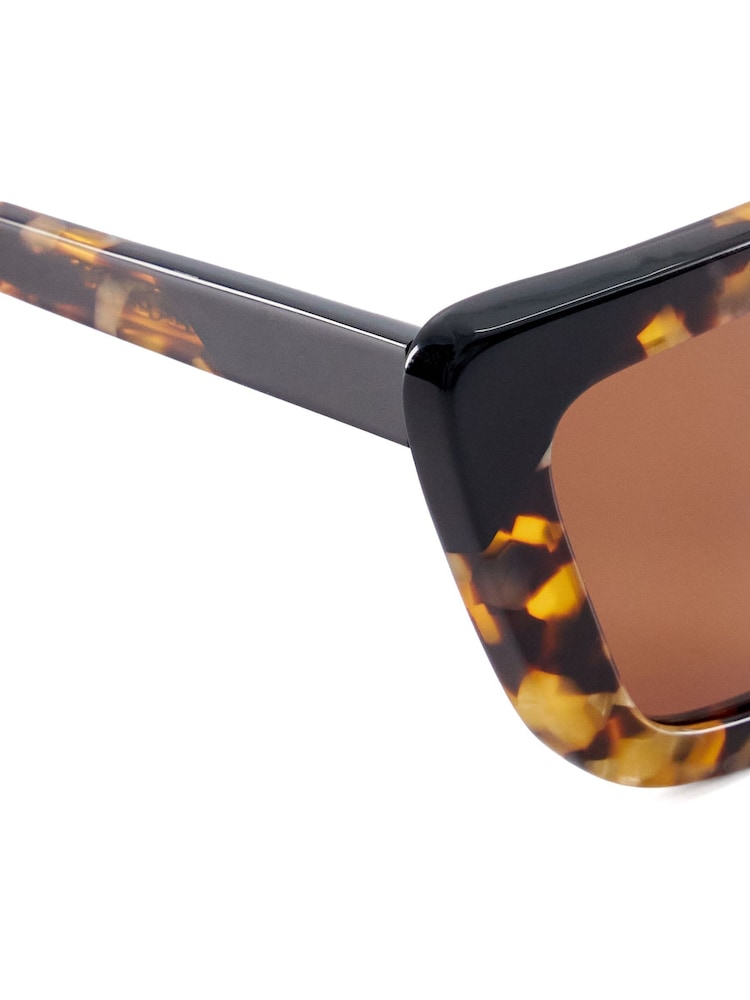 Dune London Animal Golders Acetate Cat-Eye Sunglasses - Image 4 of 4