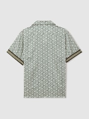 Reiss Ivory/Sage Idra Reiss | Ché Monogram Print Cuff Detail Cuban Collar Shirt - Image 4 of 6