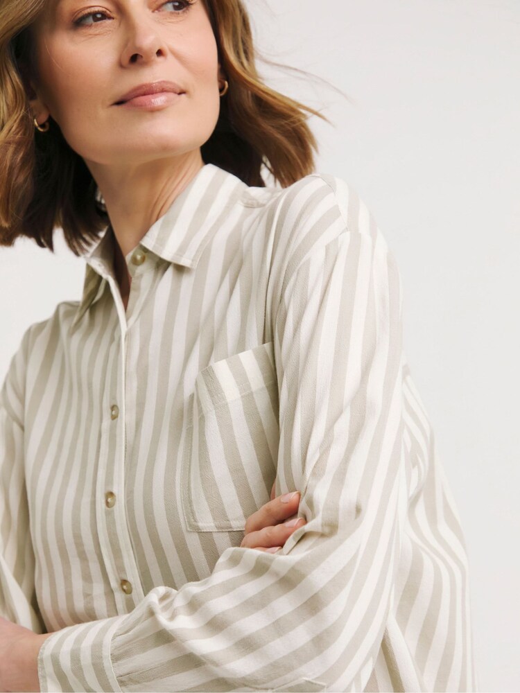 JD Williams Cream Oversized Stripe Shirt - Image 4 of 4 JD Williams Cream Oversized Stripe Shirt - Image 4 of 4