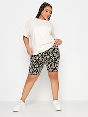 Yours Curve Black Cycle Shorts 2 Pack - Image 4 of 5