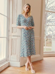 Ro&Zo Green Blurred Daisy Print V-Neck Midi Dress - Image 1 of 10