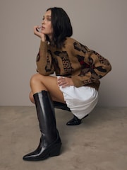 بني - Western Cowboy Boot Graphic Knitted Jumper - صورة 1 من 9
