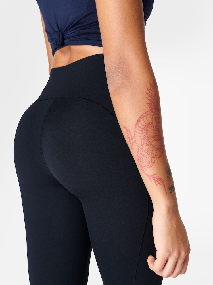 Leggings Sweaty Betty Power 7/8 Nero Con Stampa Serpente In Rilievo - Taglia Media